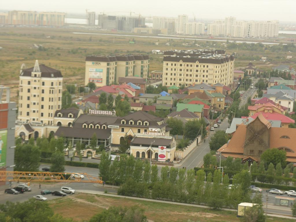 Triumph Astana Hostel Exterior foto